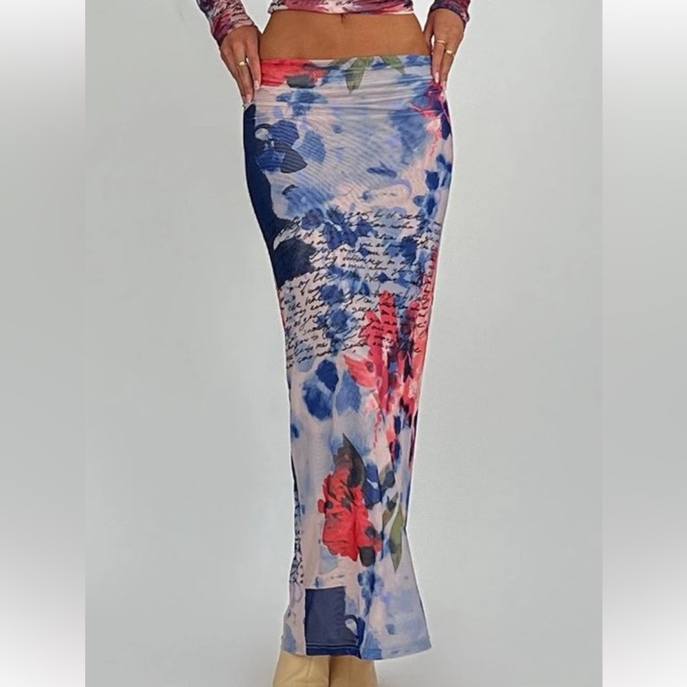 Tiger Mist XS Floral Print Maxi Skirt - Blue and Pink